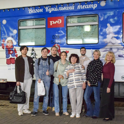 КОЛЁСА «ТЕАТРАЛЬНОГО ПОЕЗДА» ВНОВЬ СТУЧАТ ПО РЕЛЬСАМ